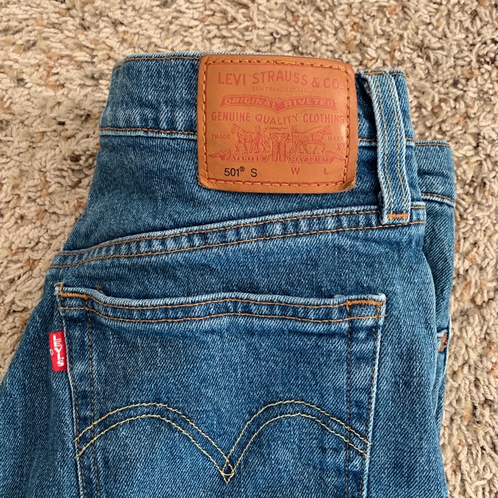 Levi jeans